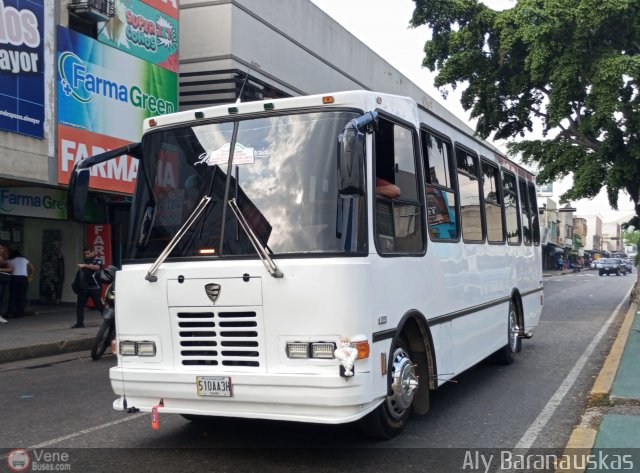 CA - Unin La Esmeralda 330 por Aly Baranauskas