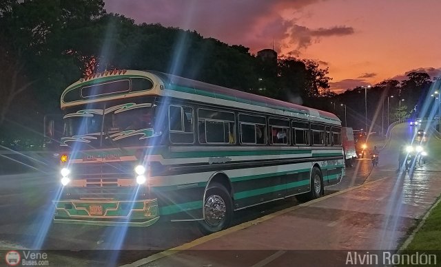 Sin identificacin o Desconocido AR-999 por Alvin Rondn