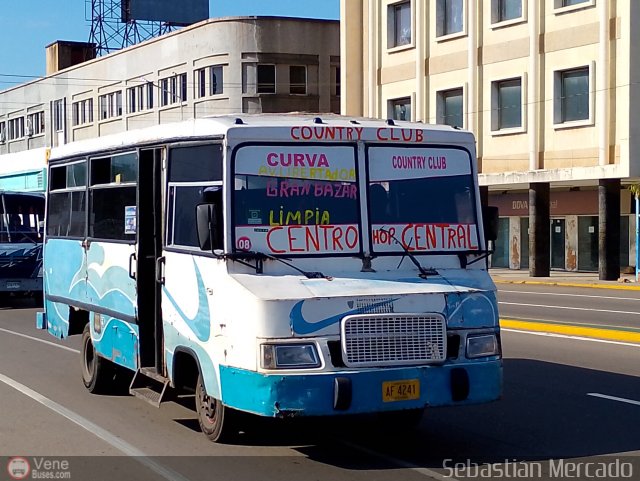 ZU - Curva Country Club 04 por Sebasti�n Mercado