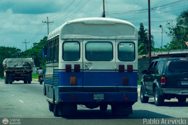 YA - Asoc. de Trans. Ejecutivos Tommy 2021 90 por Pablo Acevedo
