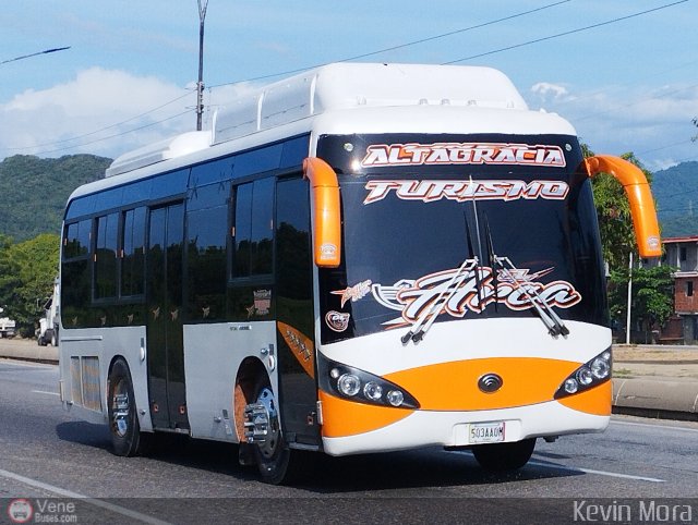 L�nea Altagracia 85 por Kevin Mora