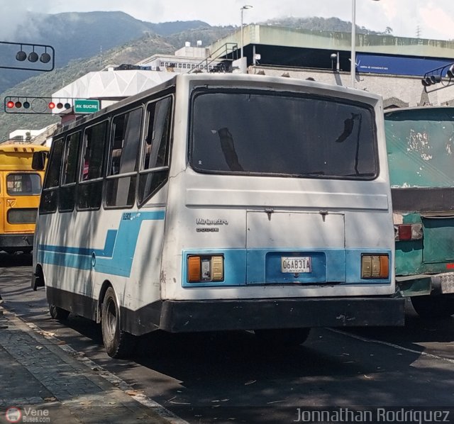 DC - U.C. Venezuela 057 por Jonnathan Rodr�guez