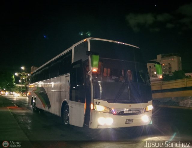 Particular 012 por Josue Sánchez