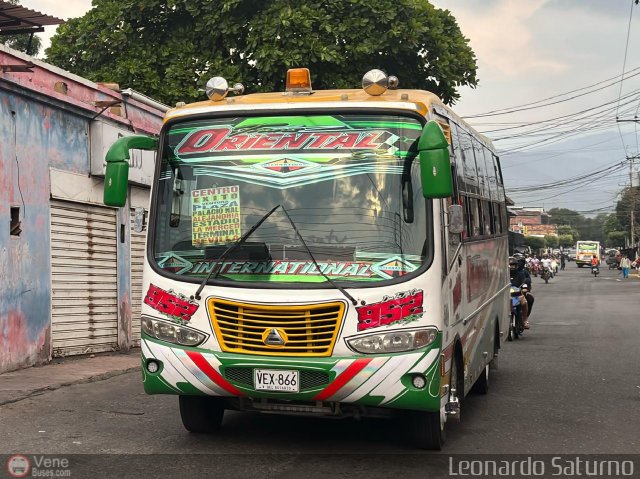 Trans Oriental S.A. 952 por Leonardo Saturno