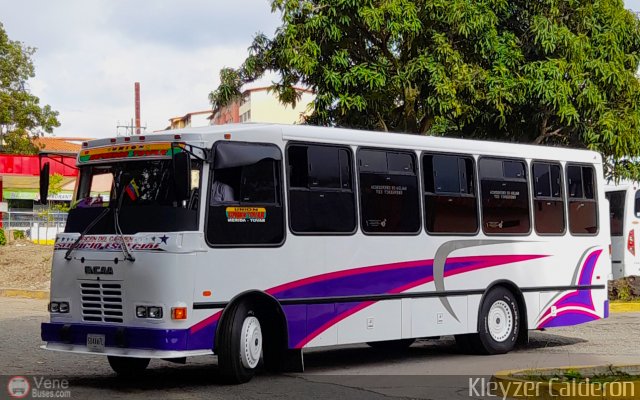 Unin Expresos Tovar 12 por Kleyzer Caldern