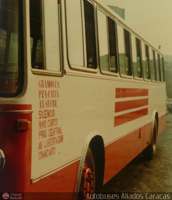 DC - Autobuses Aliados Caracas C.A. 13 por Alejandro Curvelo