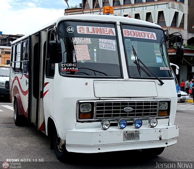 TA - A.C. L�nea Borota 44 por Jerson Nova