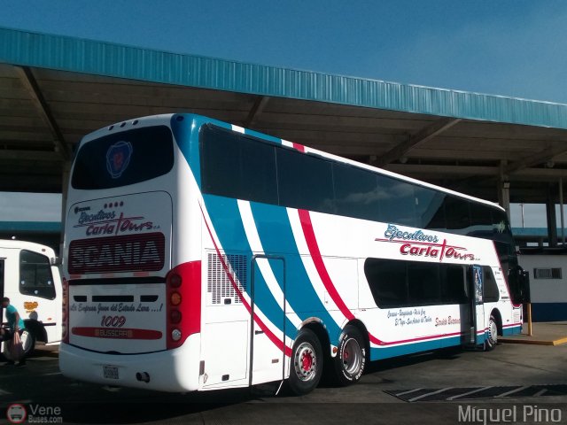Ejecutivos Carla Tours 1009 por Miguel Pino
