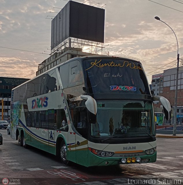 Turismo Das S.A. 965 por Leonardo Saturno