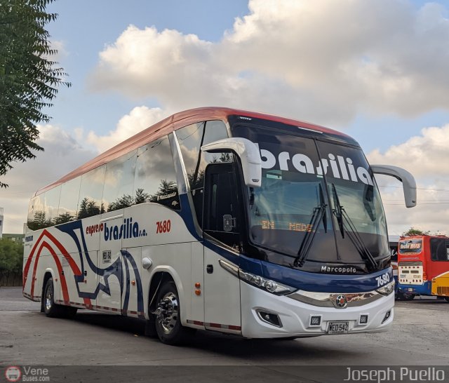 Expreso Brasilia 7680 por Joseph Puello