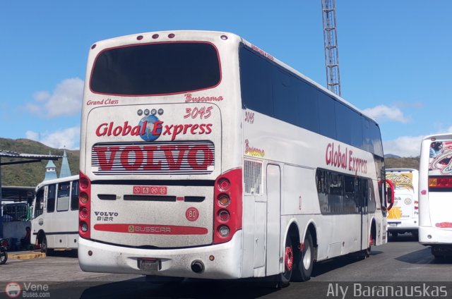 Global Express 3045 por Aly Baranauskas