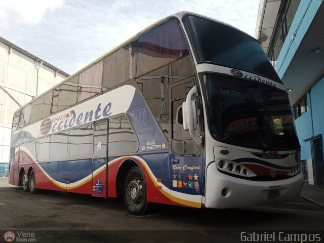 Expresos Occidente 195 por Gabriel Campos