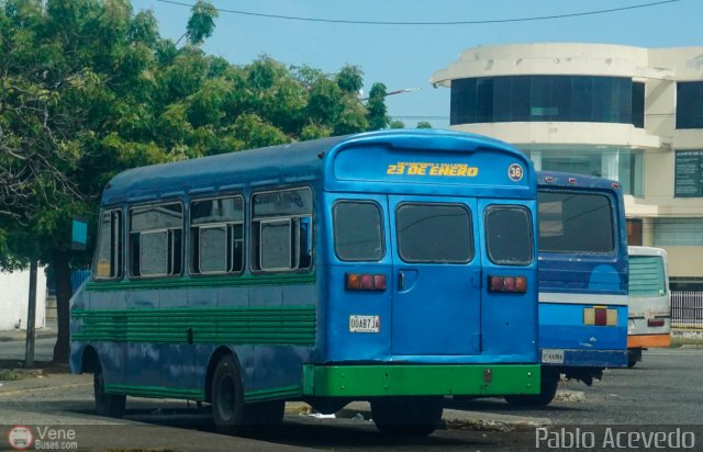 CA - Transporte y Talleres 23 de Enero 36 por Pablo Acevedo