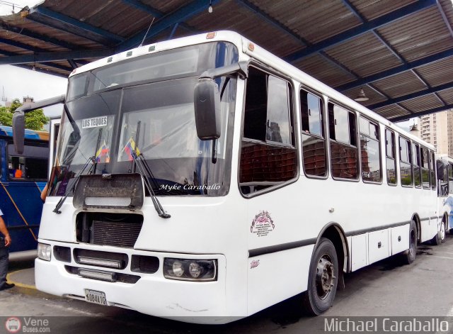 C.U. Caracas - Los Teques A.C. 160 por Michael Caraballo