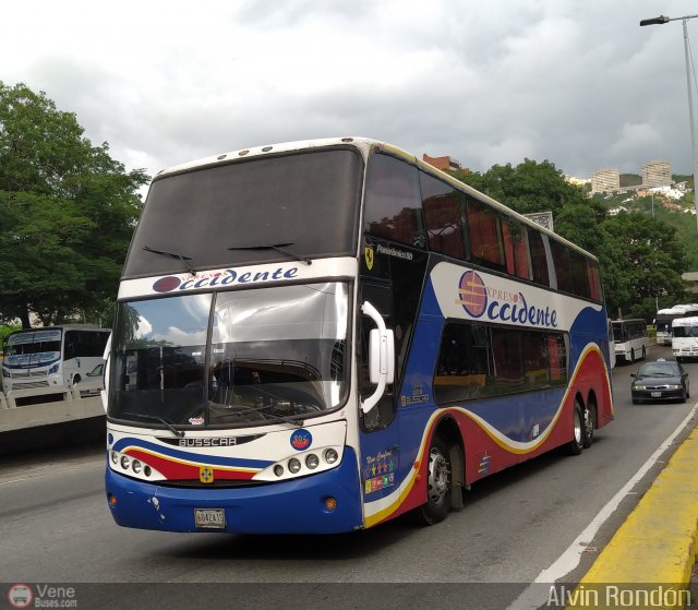 Expresos Occidente 395 por Alvin Rond�n