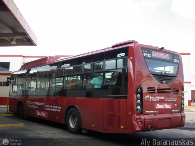 Bus Anzotegui 5250 por Aly Baranauskas