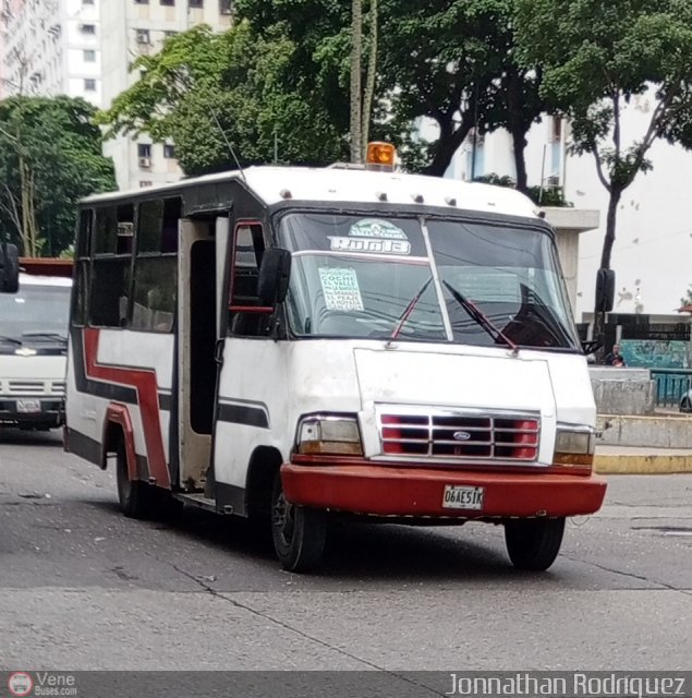 DC - S.C. Plaza Espaa - El Valle - Coche 117 por Jonnathan Rodrguez