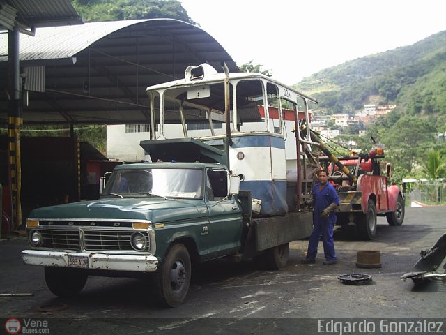 DC - Autobuses de Antimano 034 por Edgardo Gonzlez