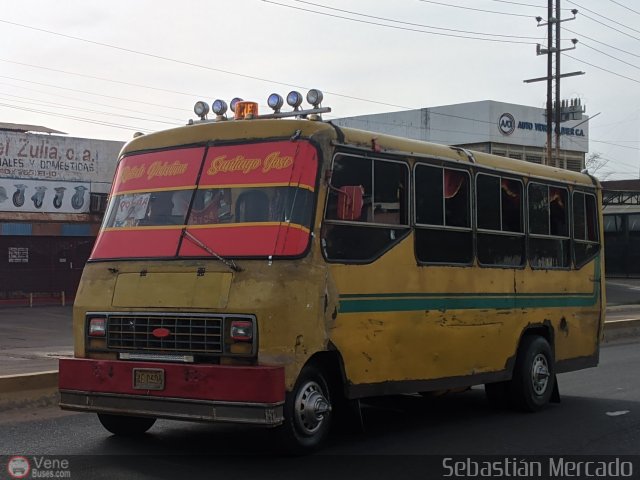 ZU - U.C. Barrio La Polar 997 por Sebastián Mercado