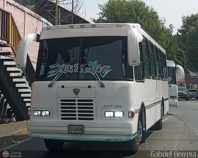 Particular o Desconocido 00 por Gabriel Herrera