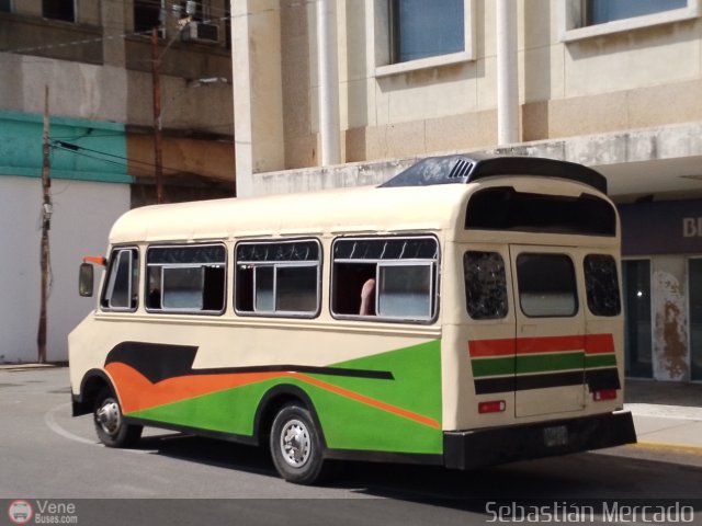 ZU - Colectivo Pomona 36 por Sebastin Mercado