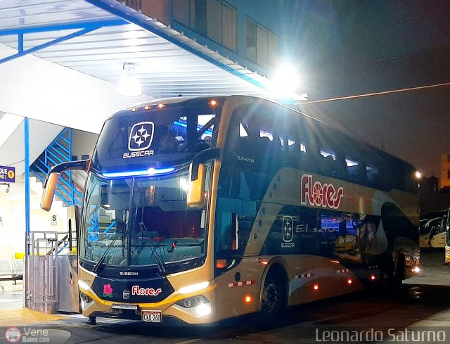 Transporte Flores Hermanos S.R.L 260 por Leonardo Saturno