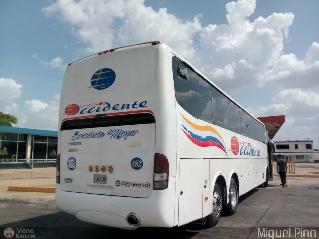 Expresos Occidente 482 por Miguel Pino