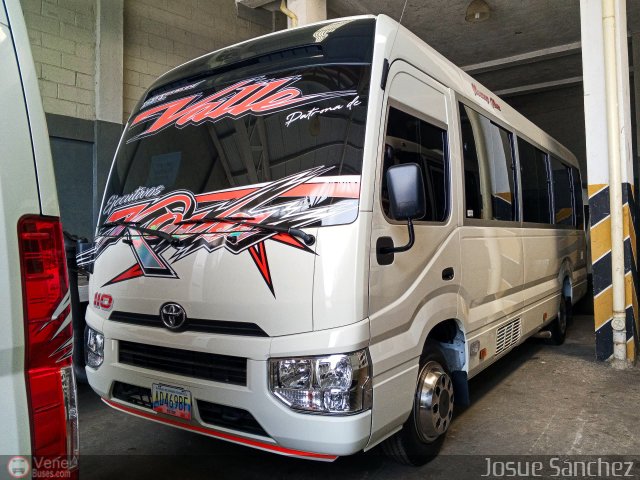 Ejecutivos Kova 110 por Josue Snchez