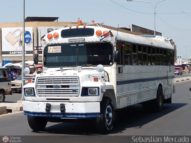 ZU - Colectivos La Cañada 13 por Sebastián Mercado