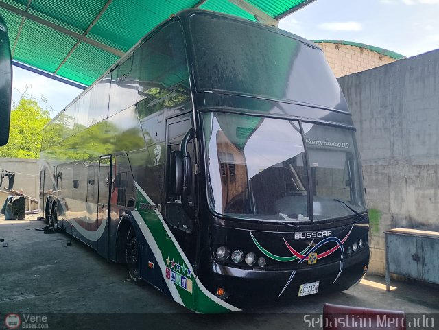 Particular o Desconocido 52 por Sebasti�n Mercado