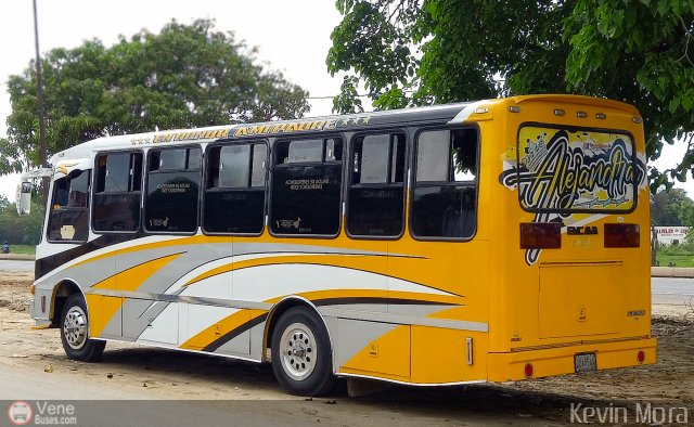 CA - Asociacin de Transporte Palmival 05 por Kevin Mora