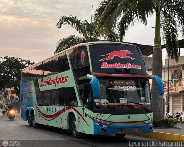 Transportes Occidentales 714 por Leonardo Saturno