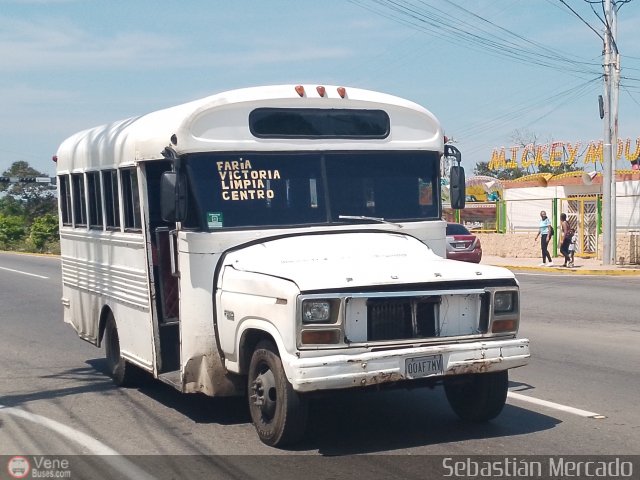 ZU - Colectivos La Limpia - La Estrella 015 por Sebastin Mercado
