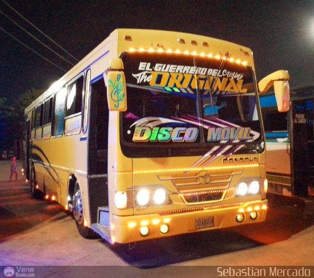 Particular 0016 por Sebastin Mercado