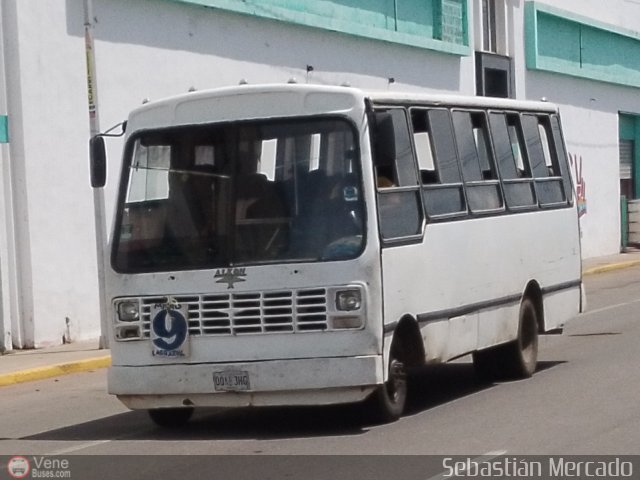 ZU - Micro 9 40 por Sebastin Mercado