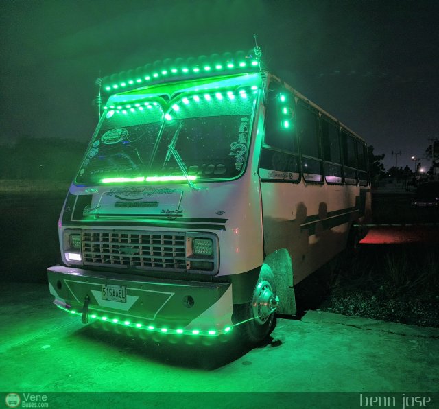 ZU - U.C. Barrio La Polar 025 por Benjamin Magdaniel