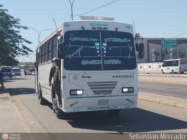 Colectivos La Rosita 008 por Sebastin Mercado