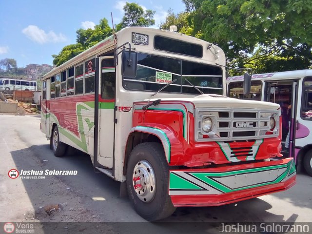 MI - Colectivos El Encanto 05 por Joshua Sol�rzano