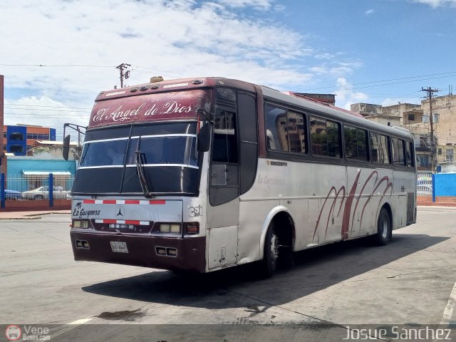 Expresos La Guayanesa 321 por Josue S�nchez