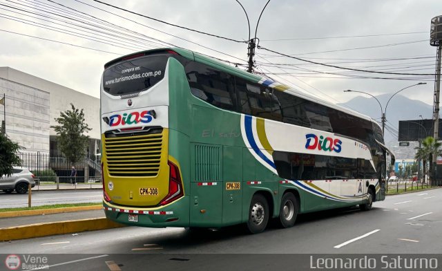 Turismo D�as S.A. 308 por Leonardo Saturno