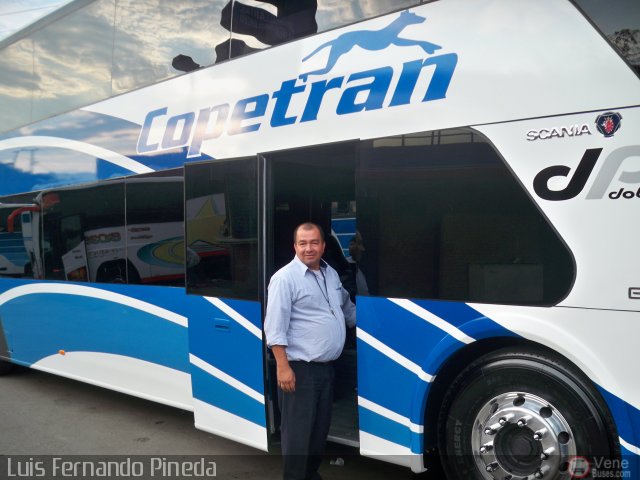 Profesionales del Transporte de Pasajeros 10001 por Joseba Mendoza