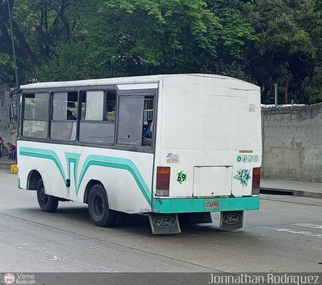 DC - S.C. Plaza Espaa - El Valle - Coche 087 por Jonnathan Rodrguez