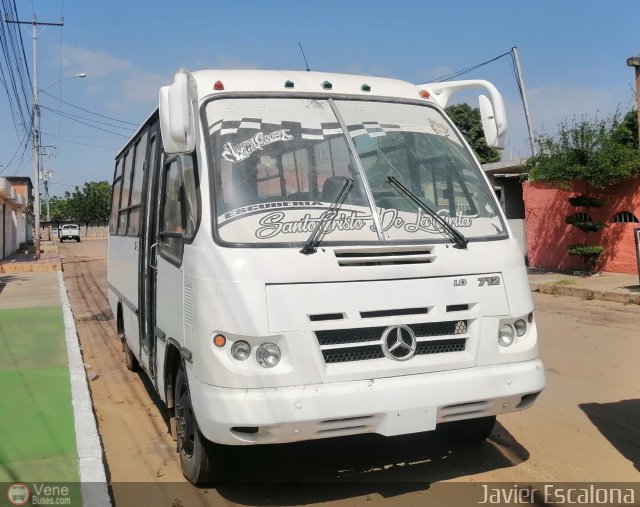 Particular o Desconocido 999 por Numiskar Escalona