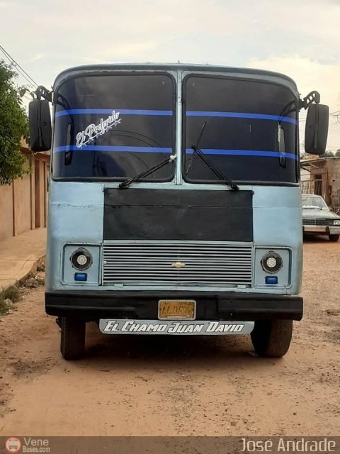 ZU - U.C. Barrio La Polar 186 por Sebastin Mercado