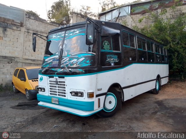 A.C. L�nea R�o Cristal 008 por Adolfo Escalona