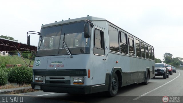 LA - Metrobus Lara 651 por Leonardo Saturno