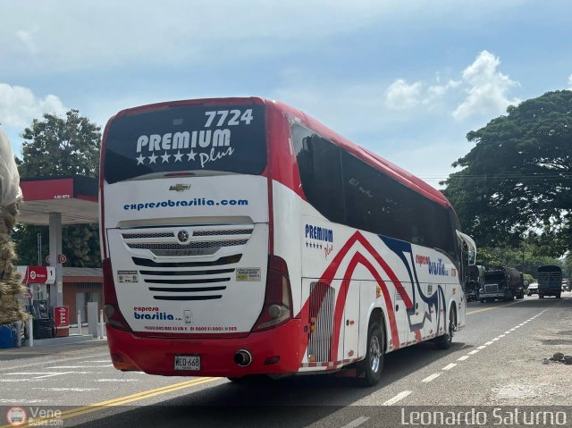 Expreso Brasilia 7724 por Leonardo Saturno