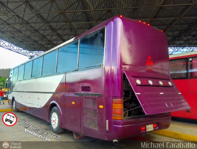 Expresos La Guayanesa 364 por Michael Caraballo