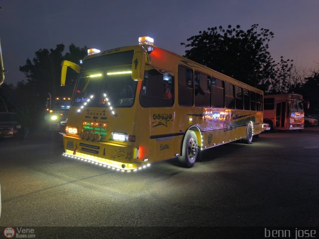 Transporte de Personal Urdaneta 01 por Benjamin Magdaniel