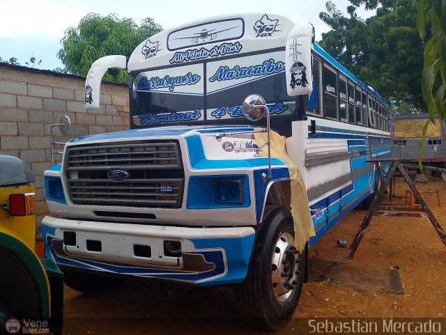 En Chiveras Abandonados Recuperaci�n Maracaibo por Sebasti�n Mercado